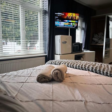 Lux Akinle Residence Ноттингем Экстерьер фото