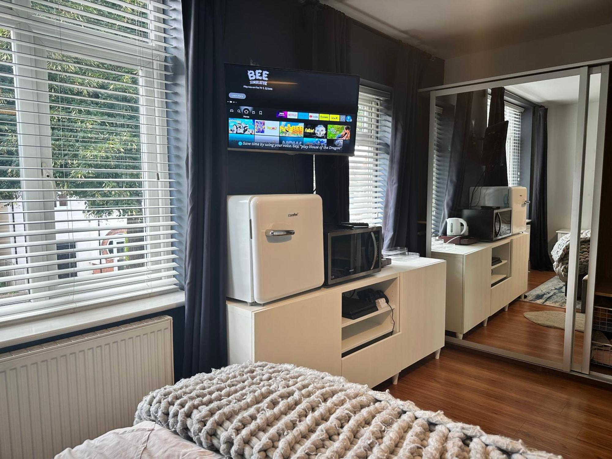 Lux Akinle Residence Ноттингем Экстерьер фото